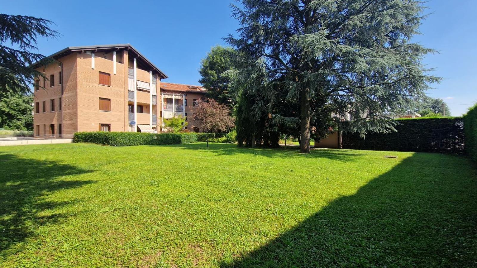La Casa Di Cami Apartment อากราเต บริอันซา ภายนอก รูปภาพ
